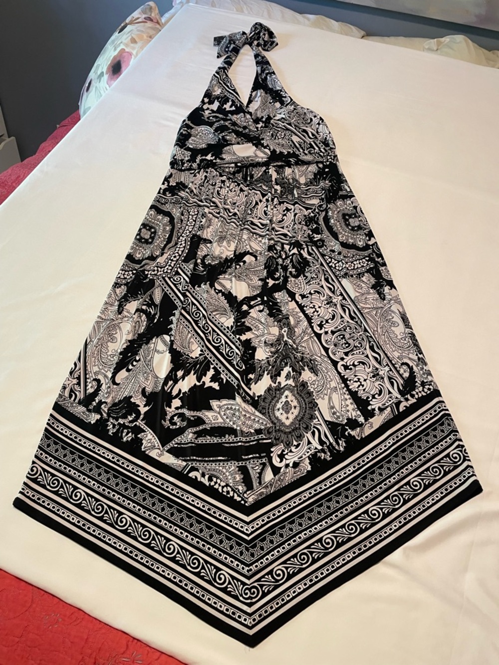 Soma tie neck halter style maxi dress size L